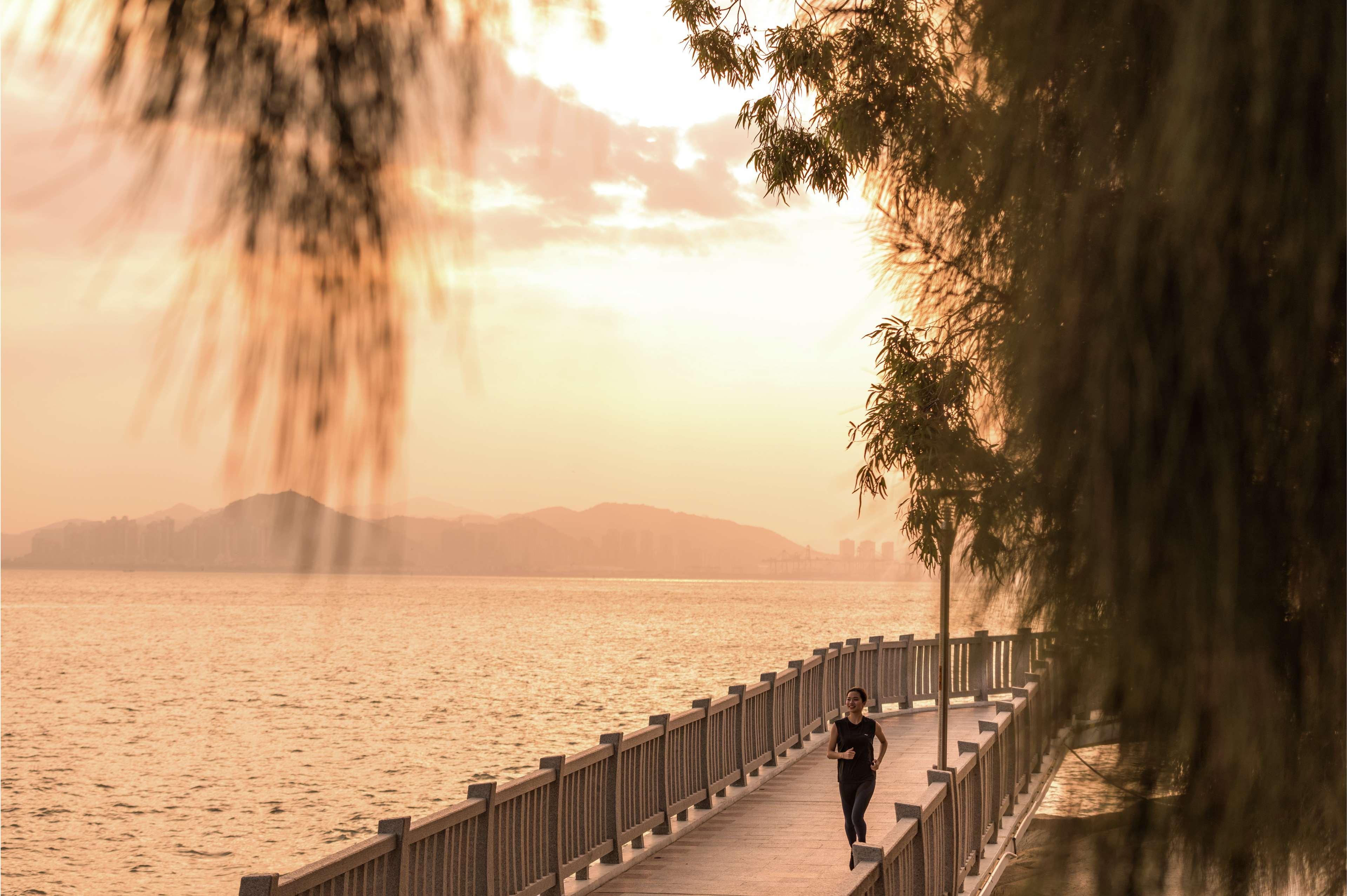 Joyze Hotel Xiamen, Curio Collection By Hilton Esterno foto