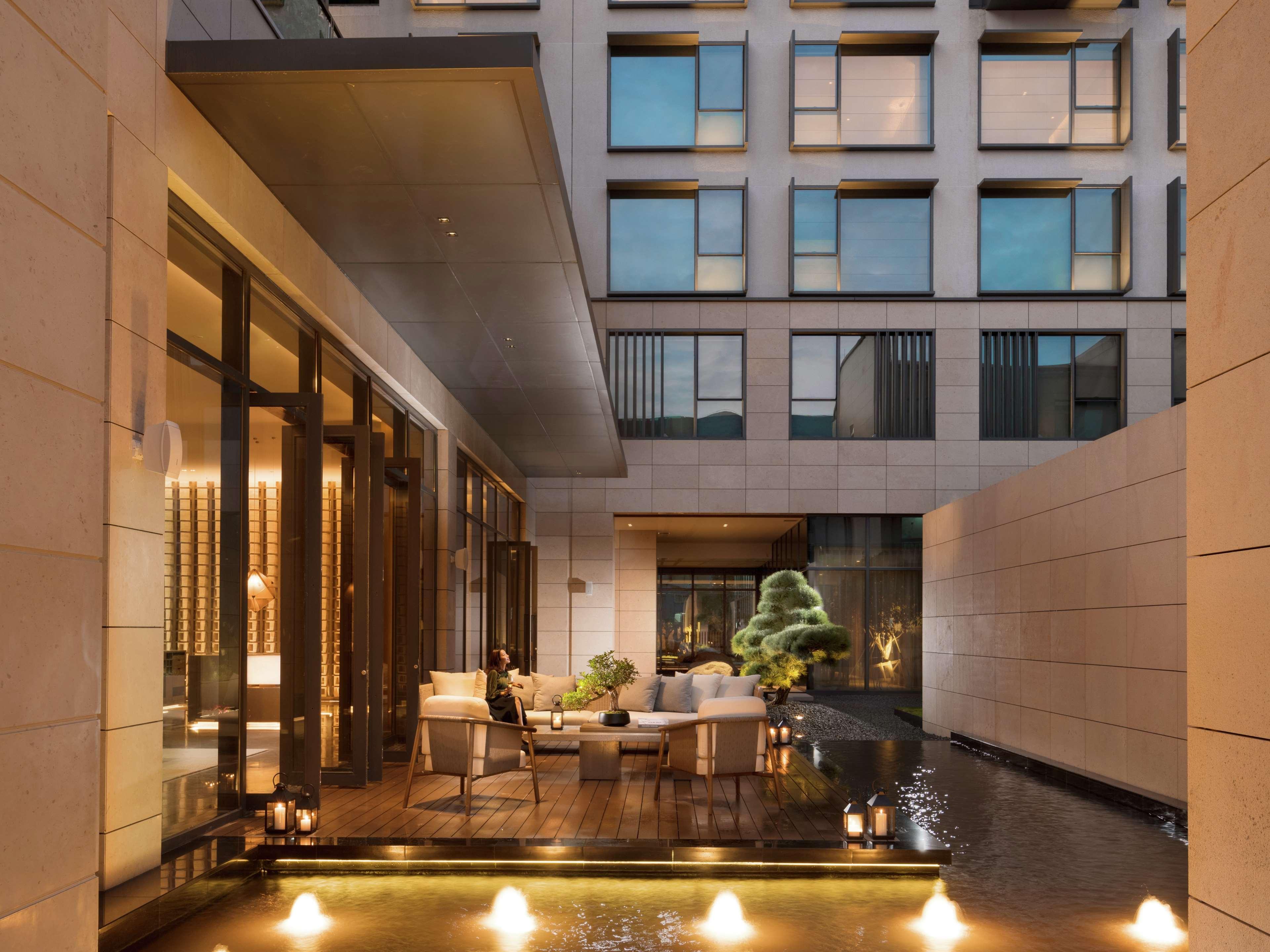 Joyze Hotel Xiamen, Curio Collection By Hilton Esterno foto
