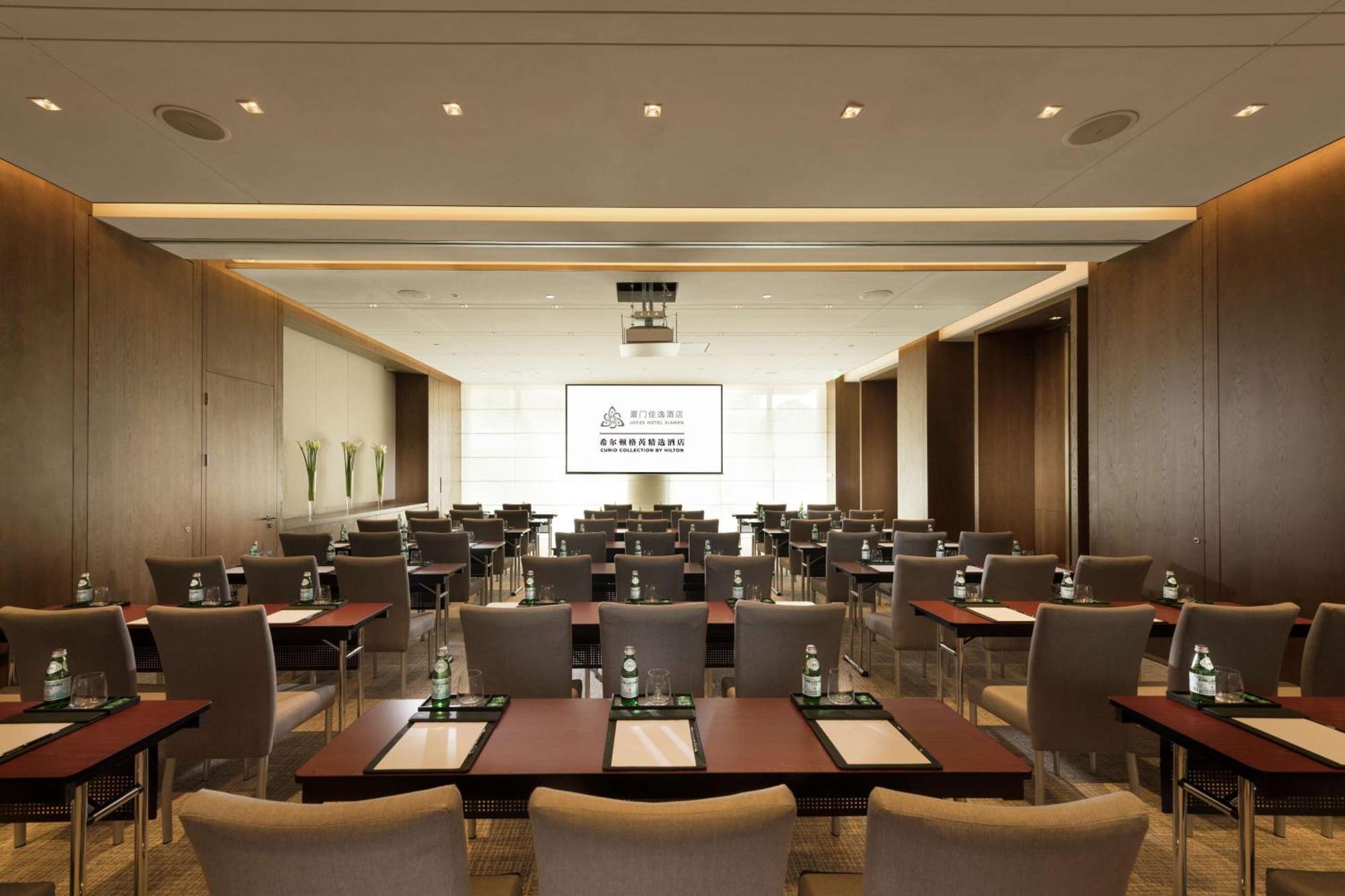 Joyze Hotel Xiamen, Curio Collection By Hilton Esterno foto
