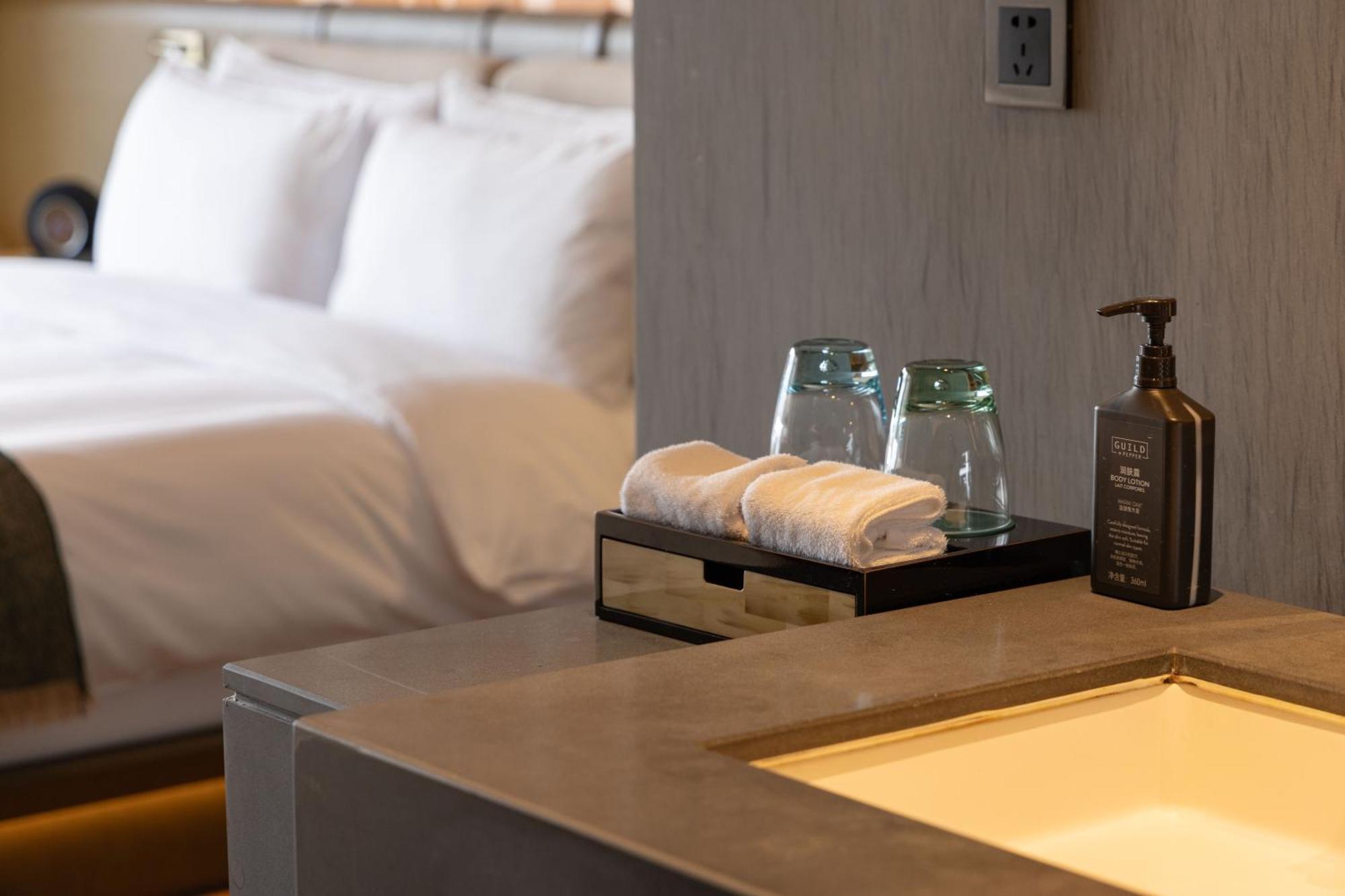 Joyze Hotel Xiamen, Curio Collection By Hilton Esterno foto